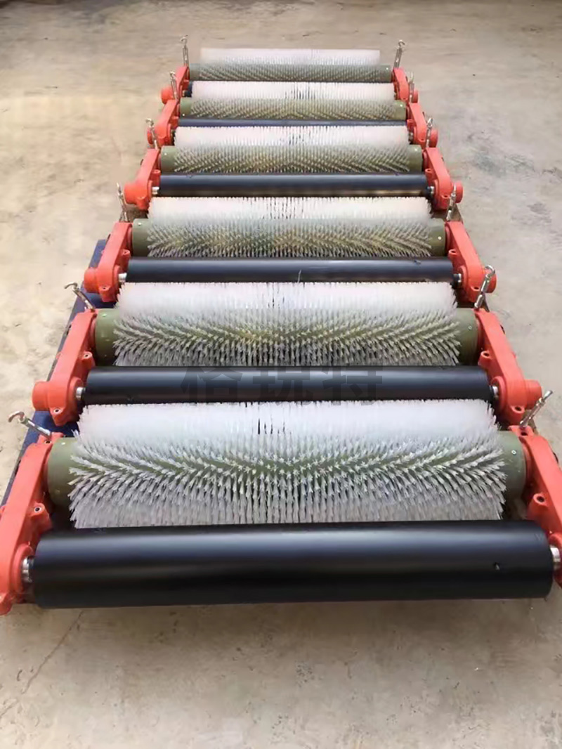 無(wú)動(dòng)力滾刷清掃器 無(wú)動(dòng)力滾刷清掃器